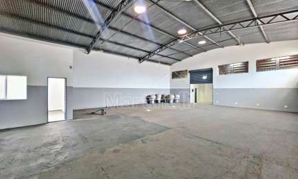Salão comercial de esquina com 200m² de área construida para locação, próximo à Av. Mal. Costa e Silva - Ribeirão Preto/SP.