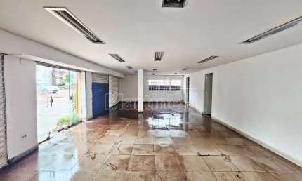 Imóvel comercial de esquina com 137m² de área construida para locação, próximo ao Shopping Santa Úrsula - Bairro Higienópolis, Ribeirão Preto/SP.