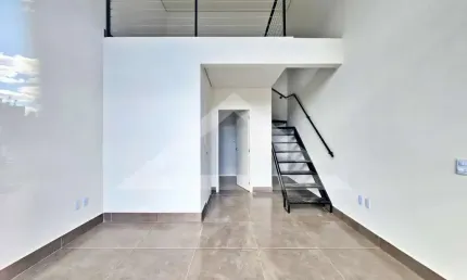 Salão comercial para locação no bairro jardim irajá, próximo av. leais paulista - ribeirão preto/sp.