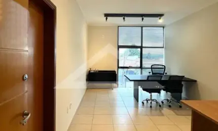 Sala comercial para locação no Bairro Alto da Boa Vista, próximo a Avenida Professor João Fiúsa - Ribeirão Preto/SP.