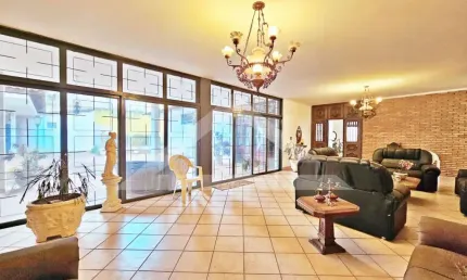 Casa térrea para venda e locação no Bairro Jardim Macedo, próximo a Avenida Dr. Francisco Junqueira - Ribeirão Preto/SP.