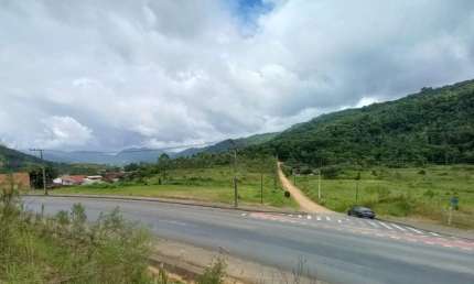 Terreno à venda no bairro Araponguinhas em Timbó/SC