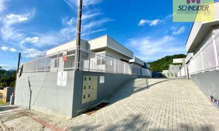 Casa com 2 dormitórios à venda no bairro Vila Germer em Timbó/SC