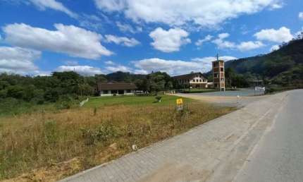Terreno à venda no bairro Centro em Benedito Novo/SC