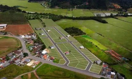 Terreno à venda no bairro centro em doutor pedrinho/sc