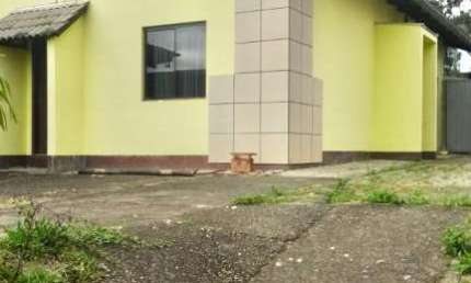 Casa com 3 dormitórios à venda no bairro Araponguinhas em Timbó/SC