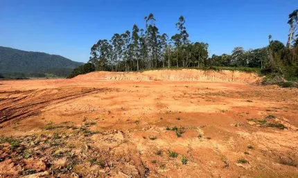 Terreno à venda no bairro Santo Antônio em Rio dos Cedros/SC