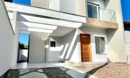 Casa com 3 dormitórios à venda no bairro Tapajós em Indaial/SC