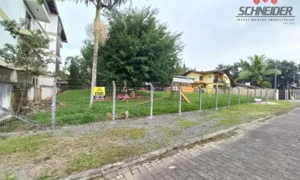 Terreno à venda no Estados, Indaial 