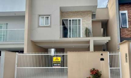 Casa com 3 dormitórios à venda no bairro Imigrantes em Timbó/SC