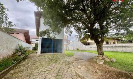 Casa com 4 dormitórios à venda no bairro Imigrantes em Timbó/SC