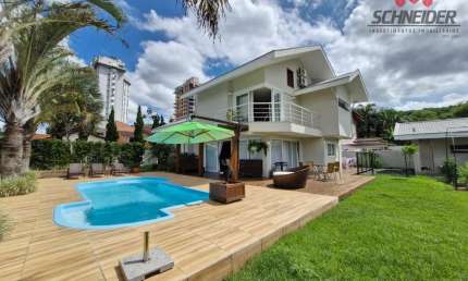 Casa com 3 dormitórios à venda no bairro Capitais em Timbó/SC