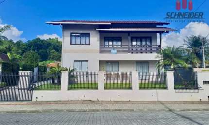 Casa com 6 dormitórios à venda no bairro Padre Martinho Stein em Timbó/SC