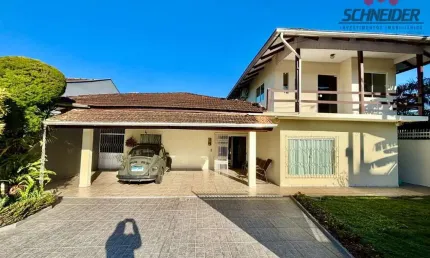 Casa com 3 dormitórios à venda no bairro Capitais em Timbó/SC