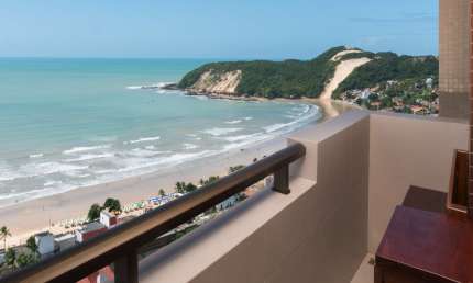 Belíssimo Apartamento 2/4 Suíte, Mobiliado com Vista Mar - Ponta Negra