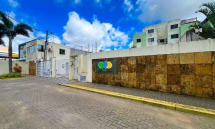 Oferta!! Apartamento 2/4 Térreo Giardino, Sombra Cond. Parque das Árvores 1