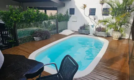 Oferta!! Belíssima Casa 4/4 Sendo 02 Suítes 336m² De Terreno - Candelária