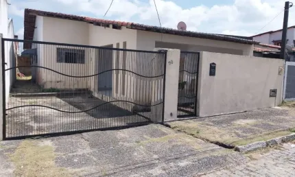 Oferta!! Casa 3/4 Suíte No Pitimbu  Rua tranquila Perto parada de ônibus