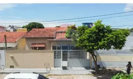 Linda Casa 3/4 próxima à Avenida Abel Cabral - Nova Parnamirim