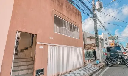 Oferta!! Casa 3/4 com Excelente localização no Barro Vermelho