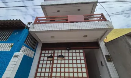 Linda Casa Duplex 5/4 está situada localização privilegiada