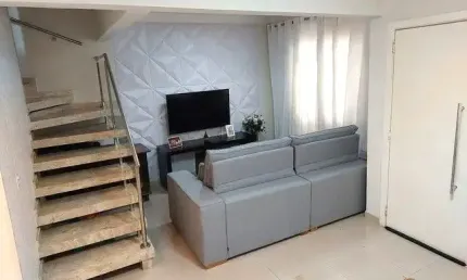 Sobrado à Venda no Condomínio Fechado – R$ 850.000,00. Localização: Vila do Golf , Ribeirão Preto - SP