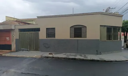 Casa à Venda  R$ 205.000,00. Localização: Campos Elíseos, Ribeirão Preto - SP.