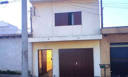 Sobrado à Venda – R$ 250.000,00.Localização: Sumarezinho, Ribeirão Preto - SP