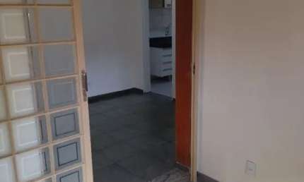 Apartamento à Venda no Condomínio Fechado R$ 250.000,00.Localização: Republica Ribeirão Preto - SP.