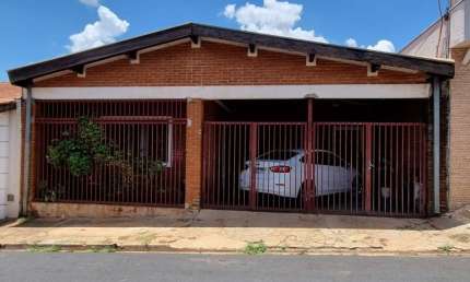 Casa à Venda R$ 350.000,00.Localização: Parque das Andorinhas, Ribeirão Preto - SP.
