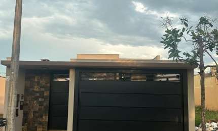 Casa à Venda R$ 489.000,00. Localização: Bonfim Paulista, Ribeirão Preto - SP.
