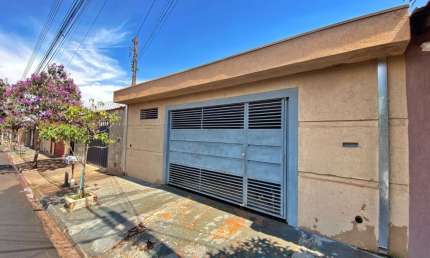 Casa à Venda  R$ 275.000,00.Casa à Venda  R$ 275.000,00.