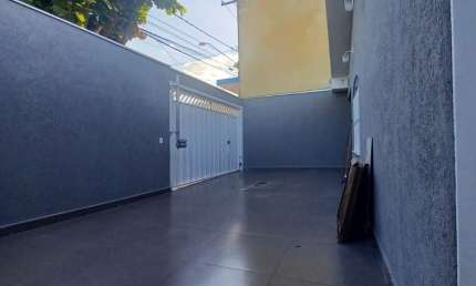 Casa à Venda R$ 450.000,00. Localização: Jardim Antártica , Ribeirão Preto - SP