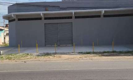 Ponto comercial à venda na Estrada Rio-São Paulo, Km 32, Nova Iguaçu, 400 m2 por R$ 699.000
