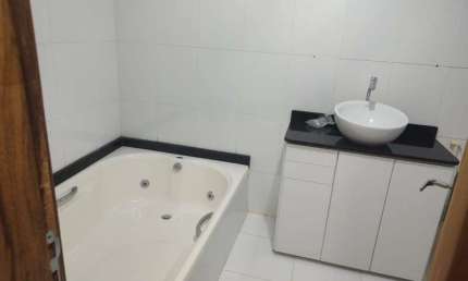 Casa com 2 quartos à venda na Rua Paris, 548, Centro, Itaguaí, 43 m2 por R$ 179.990
