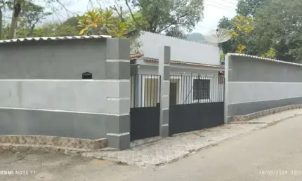 Casa com 2 quartos à venda na Rua Leônidas, Campo Grande, Rio de Janeiro por R$ 220.000