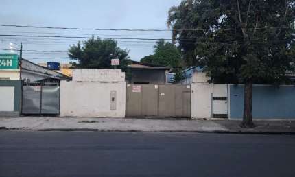 Barracão / Galpão / Depósito para alugar na Rua Ivo do Prado, 114, Campo Grande, Rio de Janeiro por R$ 4.800