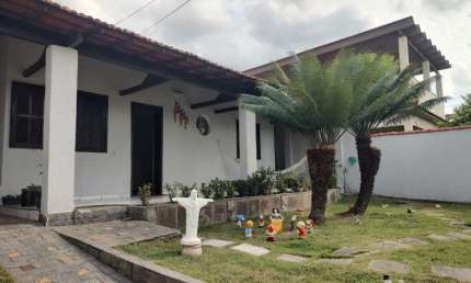 Casa com 2 quartos para alugar na Rua Vicente Perrota, 290, Guaratiba, Rio de Janeiro, 286 m2 por R$ 3.500