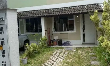 Casa com 2 quartos à venda na Avenida Cesário de Melo, 8275, Campo Grande, Rio de Janeiro por R$ 190.000