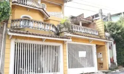 Casa com 3 quartos para alugar no Km 18, Osasco 