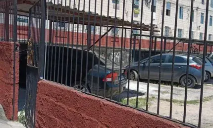 Apartamento em Conjunto Habitacional Presidente Castelo Branco  -  Carapicuíba