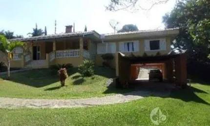 Belíssima chácara à venda no caxambu em jundiaí - a/c 410 m² em área de 1950 m², na melhor localização do bairro.