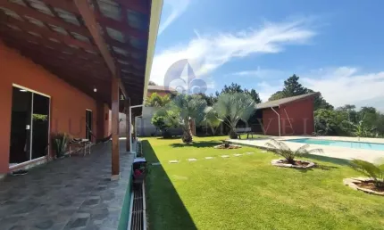 LINDA CHÁCARA À VENDA NA ESTÂNCIA FIGUEIRA BRANCA EM CAMPO LIMPO PTA - A/T 2.600 m², A/C 350 m².