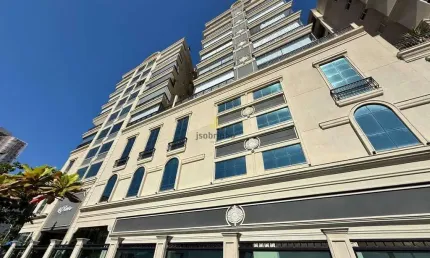 Apartamento com 3 quartos à venda na Rua 323, 94, Meia Praia, Itapema