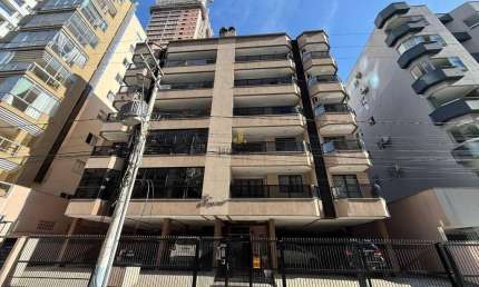 Apartamento com 2 quartos para alugar na Rua 220, 290, Meia Praia, Itapema