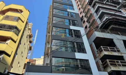 Apartamento com 3 quartos à venda na Rua 302, 145, Meia Praia, Itapema
