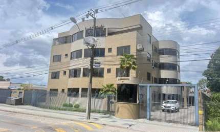 Belíssimo apartamento com sacada, 3 quartos e excelente localização!