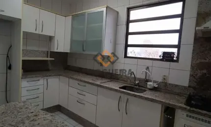 Apartamento com 03 dormitórios sendo um suíte para alugar no Bairro Estreito!