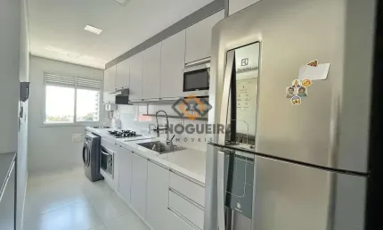 Apartamento semi mobiliado com vista mar em Barreiros!