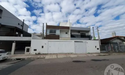 Espaçoso triplex para morar ou investir  Balneário Camboriú